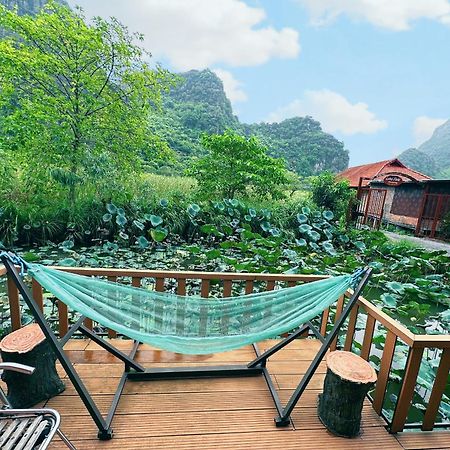 Lotus Field Homestay Ниньбинь Экстерьер фото