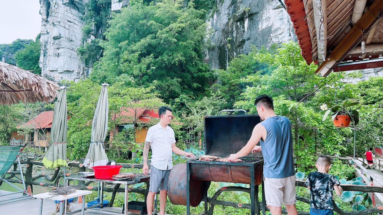 Lotus Field Homestay Ниньбинь Экстерьер фото