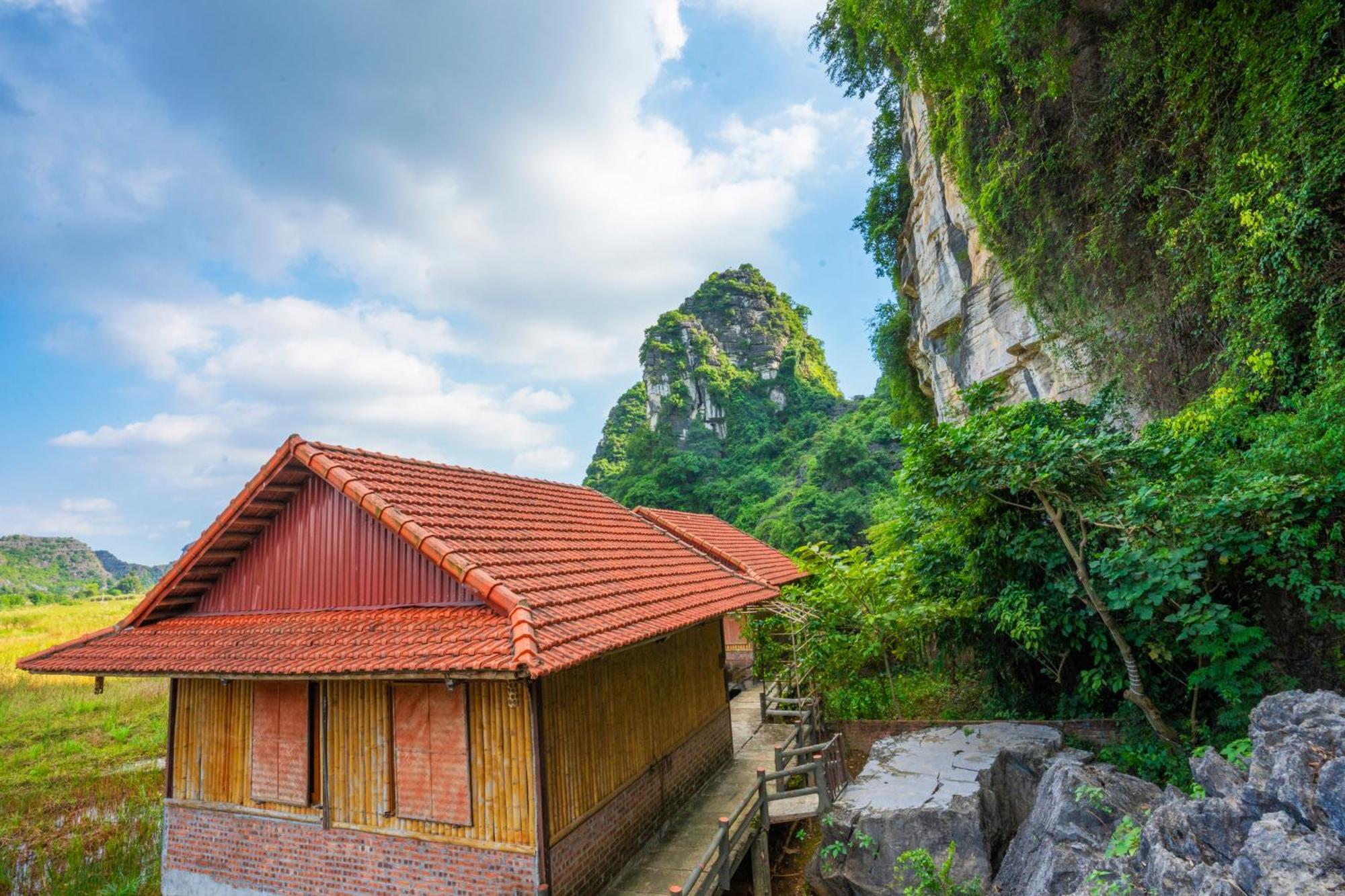 Lotus Field Homestay Ниньбинь Экстерьер фото